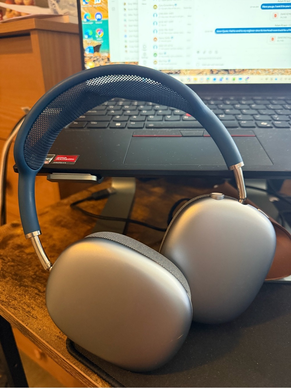 Apple AirPods Max Headphones